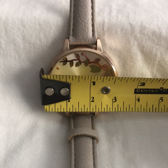 Ann Taylor Factory Floral Watch - Picture 16 of 16